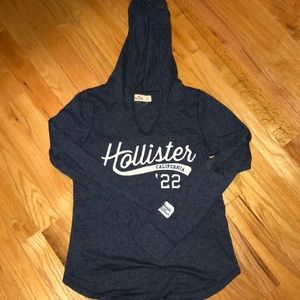 Long sleeve hooded shirt